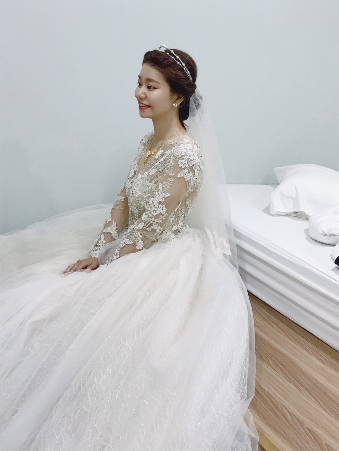 眼型調整、韓系妝容、皇冠造型、婚宴造型、白紗造型、編髮、文定造型、花飾品